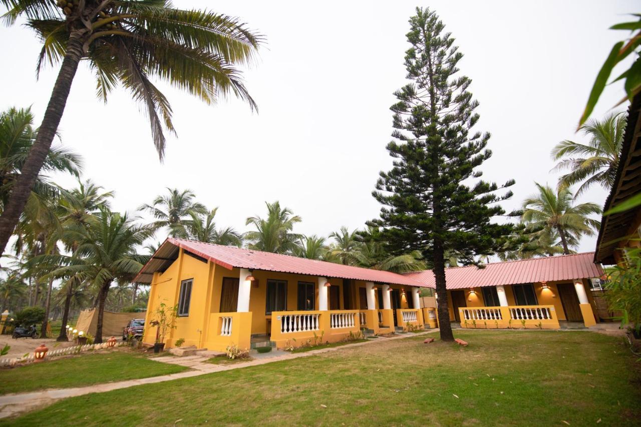 Hotel C Roque à Colva Extérieur photo
