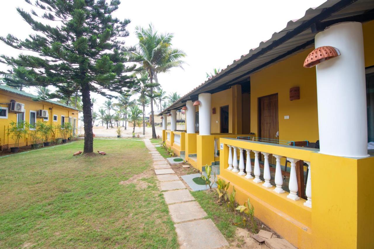Hotel C Roque à Colva Extérieur photo
