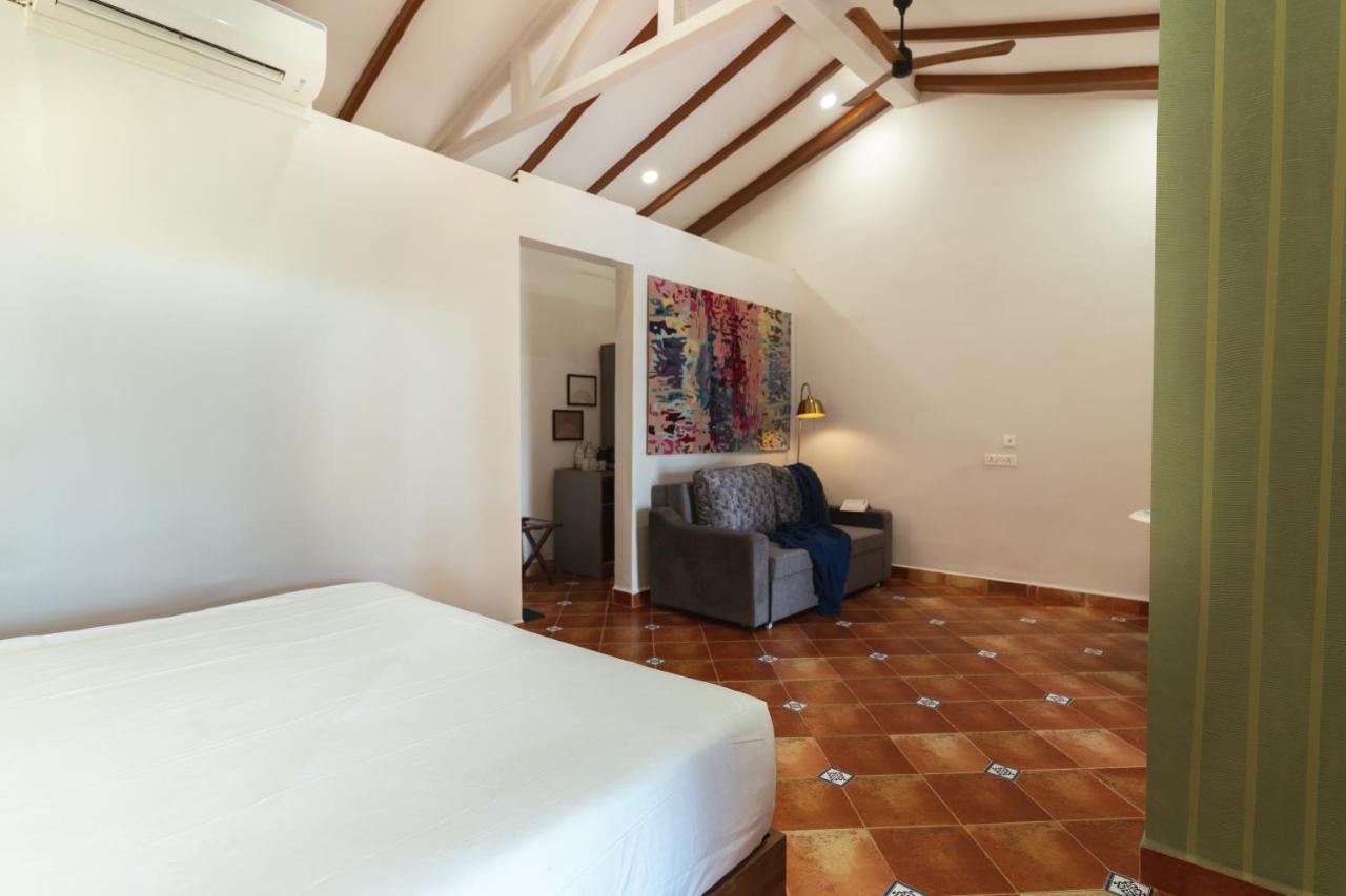 Hotel C Roque à Colva Extérieur photo