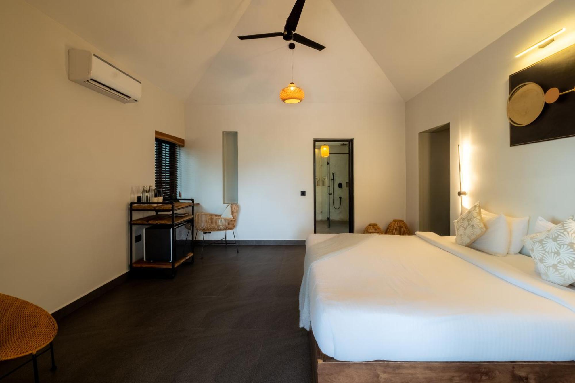 Hotel C Roque à Colva Extérieur photo